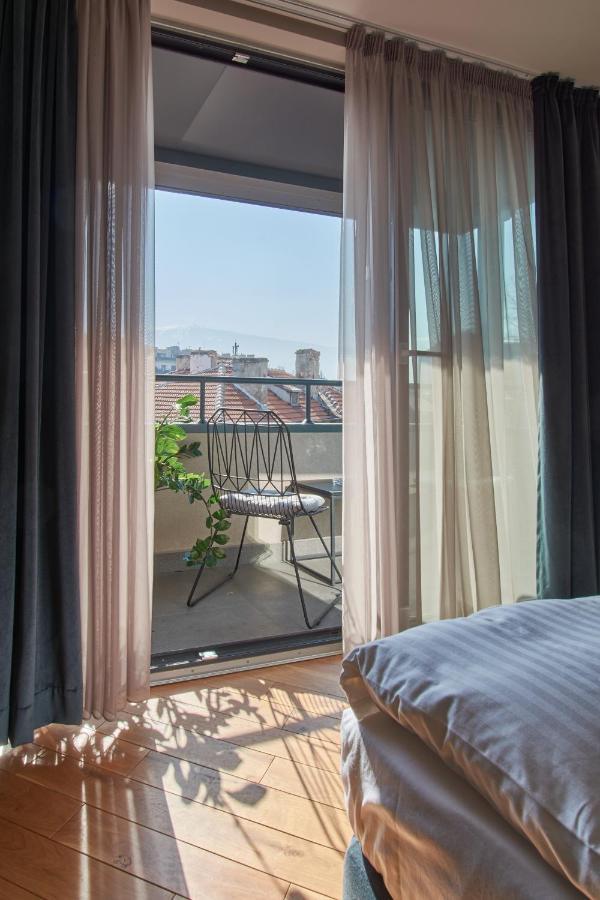 The Embassy Suites Sofia Buitenkant foto