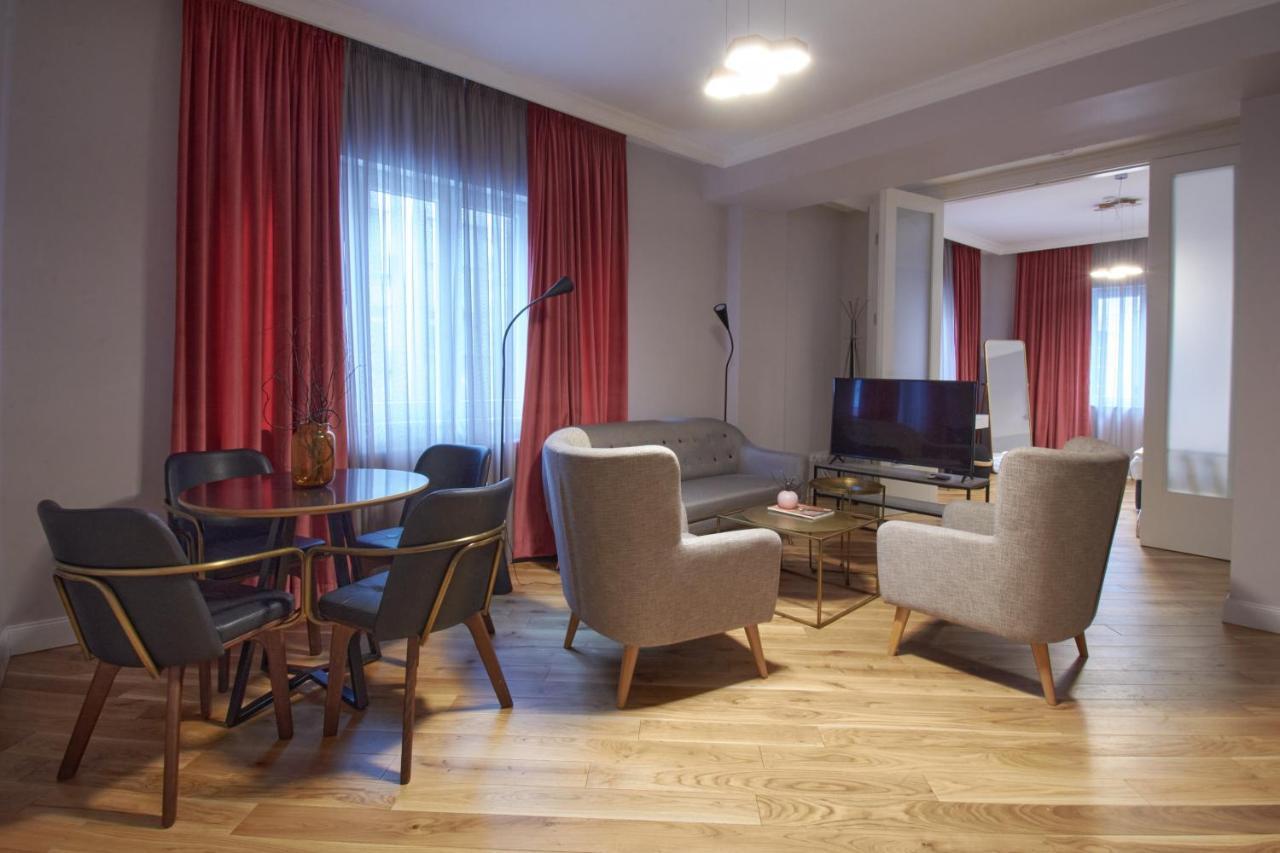 The Embassy Suites Sofia Buitenkant foto